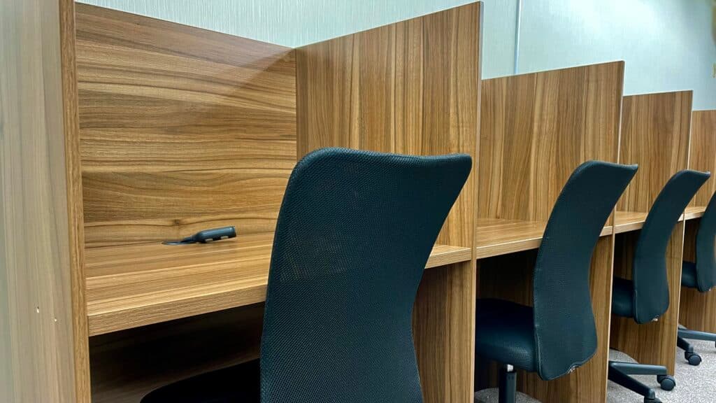 athenes（アテネス）の外観・内観