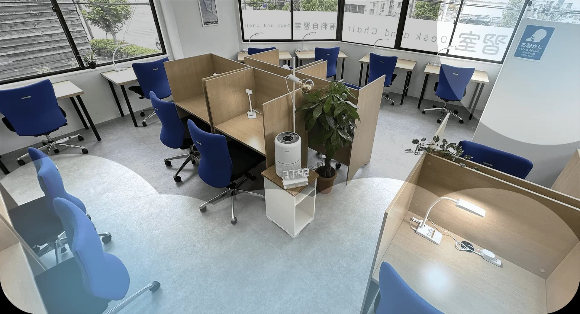 【岡山】自習室 Desk and Chair 伊島店の外観・内観写真