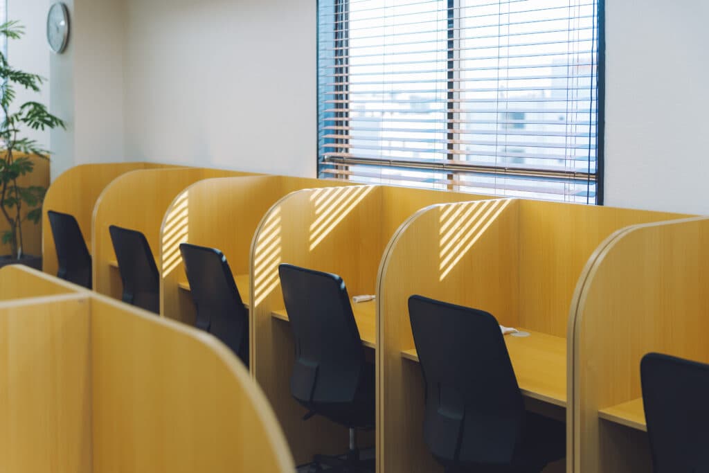 自習室スタディアス 九品寺店の外観・内観写真