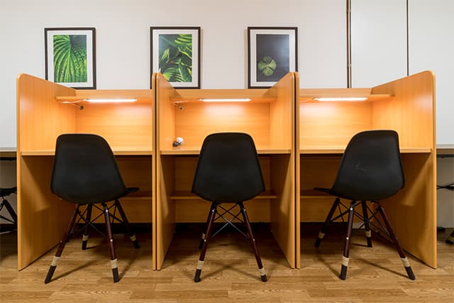 Tsudoian 前橋昭和自習室 デスク