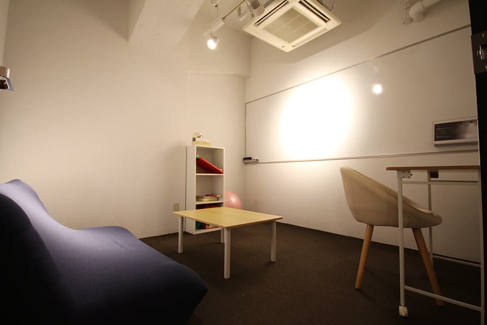 勉強カフェ横浜関内スタジオ カフェエリア