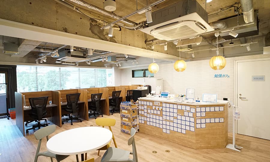 勉強カフェ 虎ノ門スタジオの内観写真
