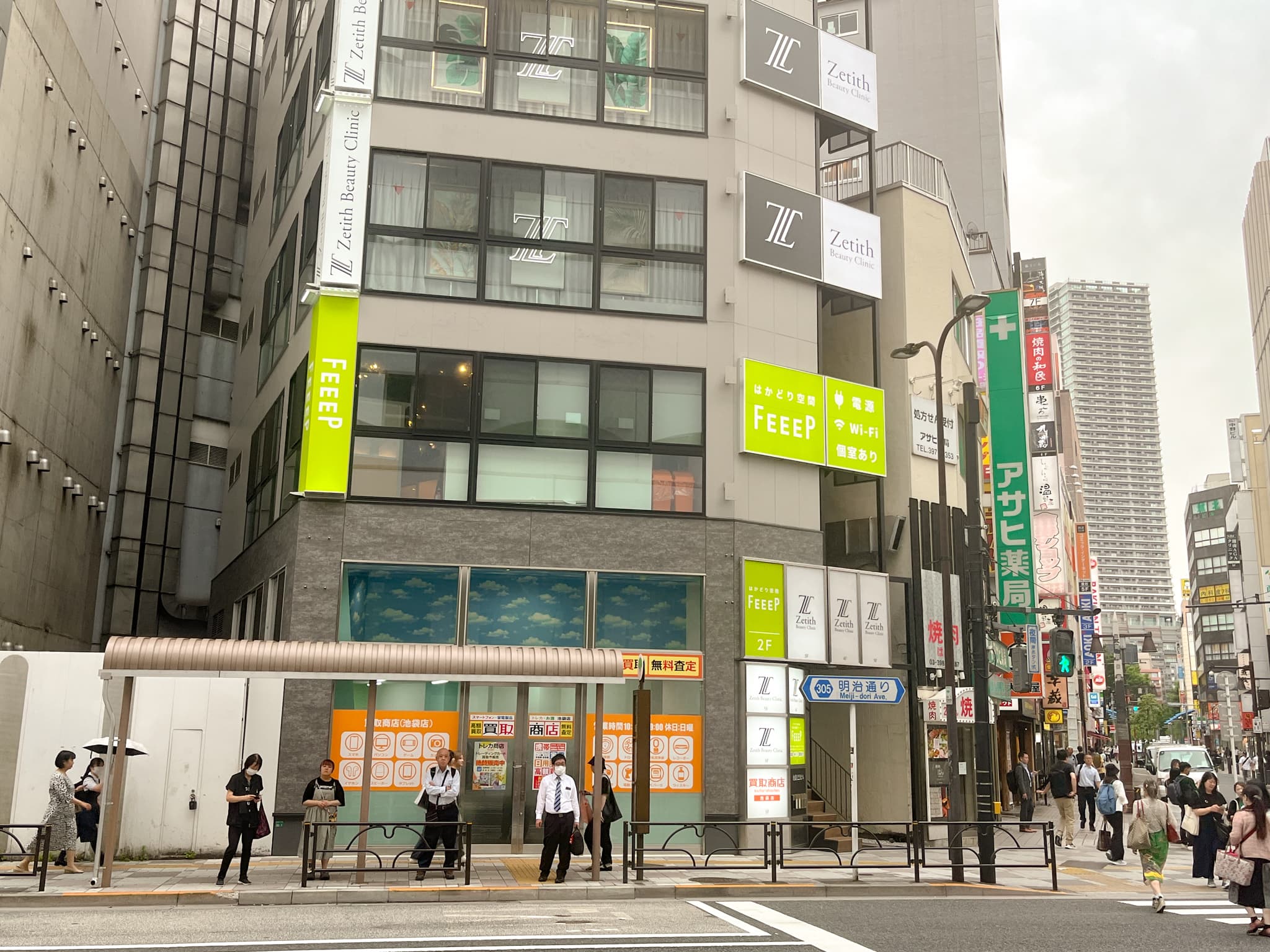 FEEEP 池袋東口店の外観・内観