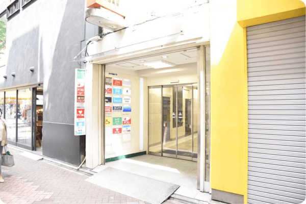 FEEEP 渋谷駅前ビル店の外観・内観