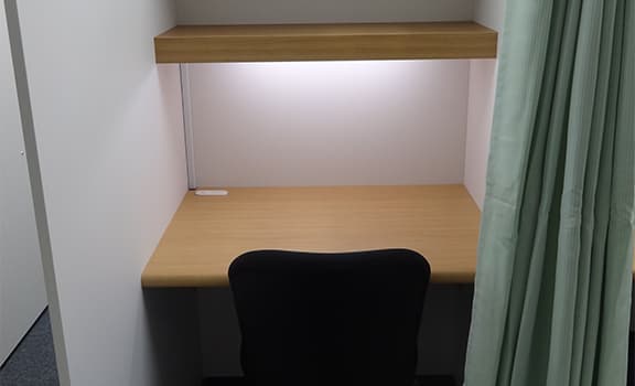 StudyStation新宿 標準ブース