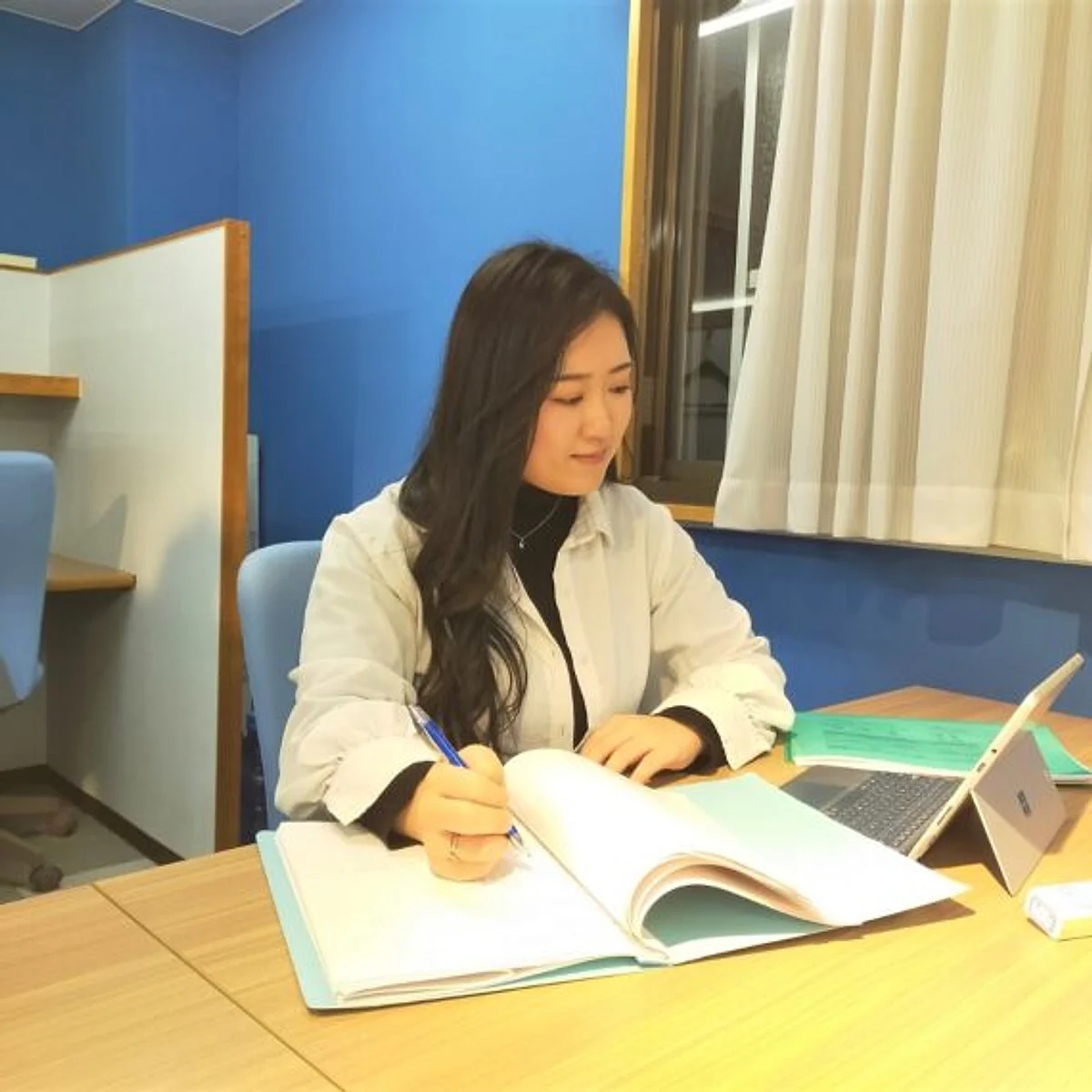 勉強カフェ 天王寺寺田町スタジオ